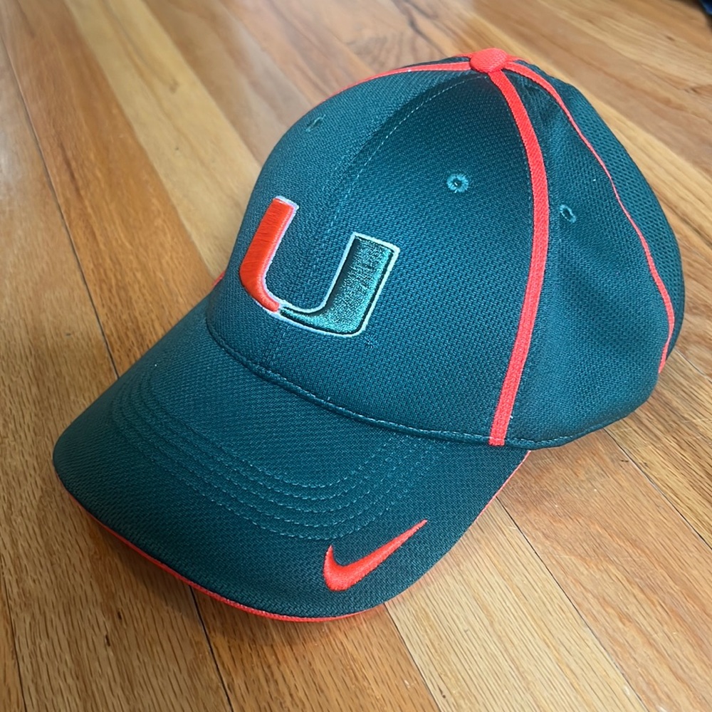 UMIAMI dry fit hat